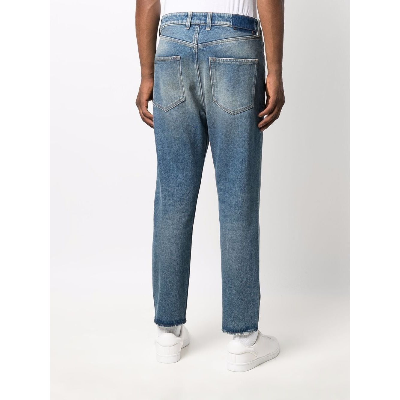 Golden Goose Low-rise straight jeans GMP00596P00062150100-P25