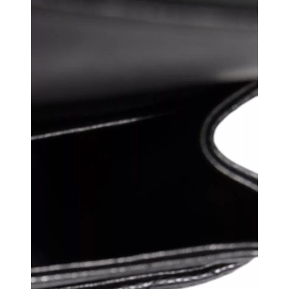 Chanel Black Caviar Medium Classic Double Flap Shoulder Quilted Silver Bag cha187