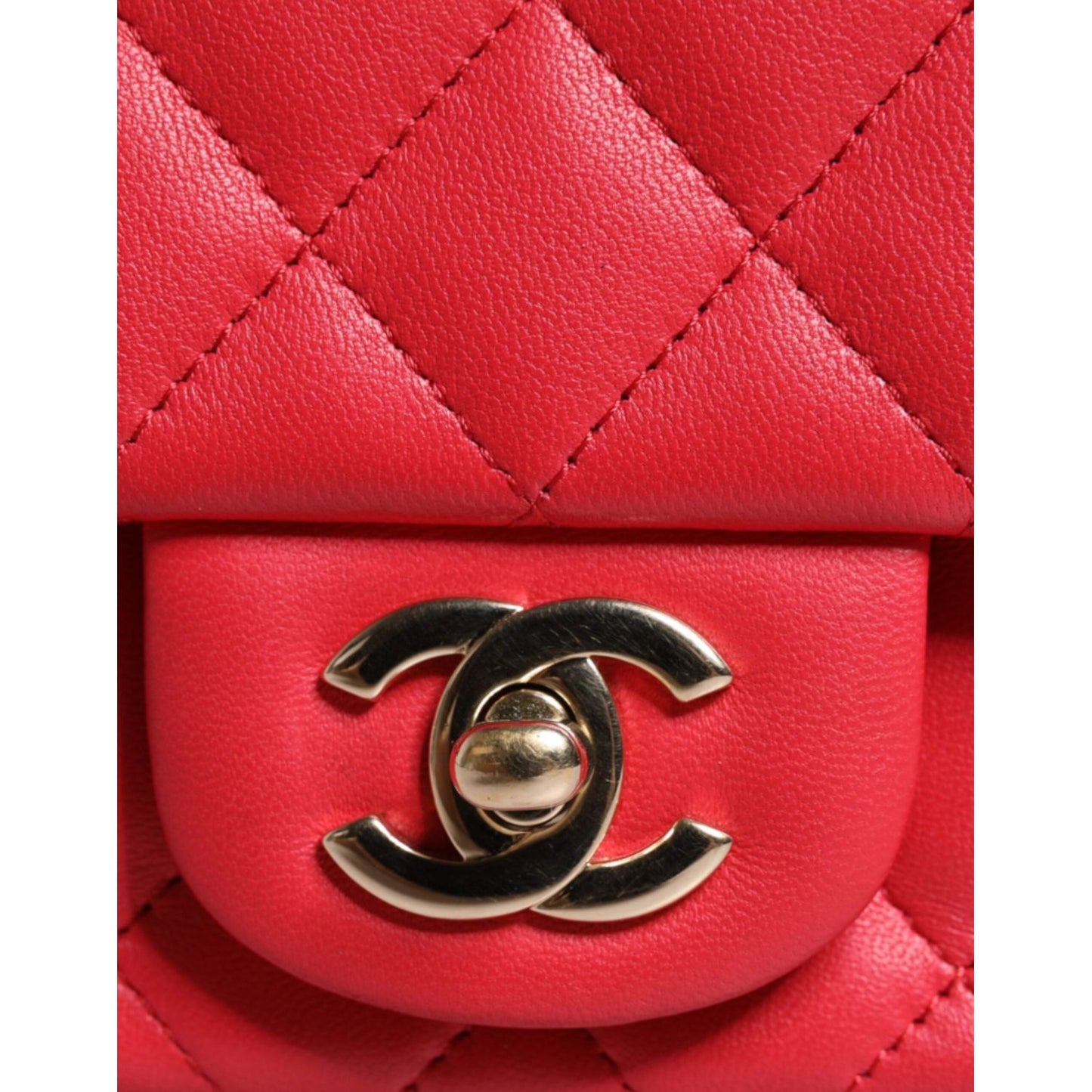 Chanel Pink Matelasse Chain Shoulder Lambskin Purse Mini CHA177