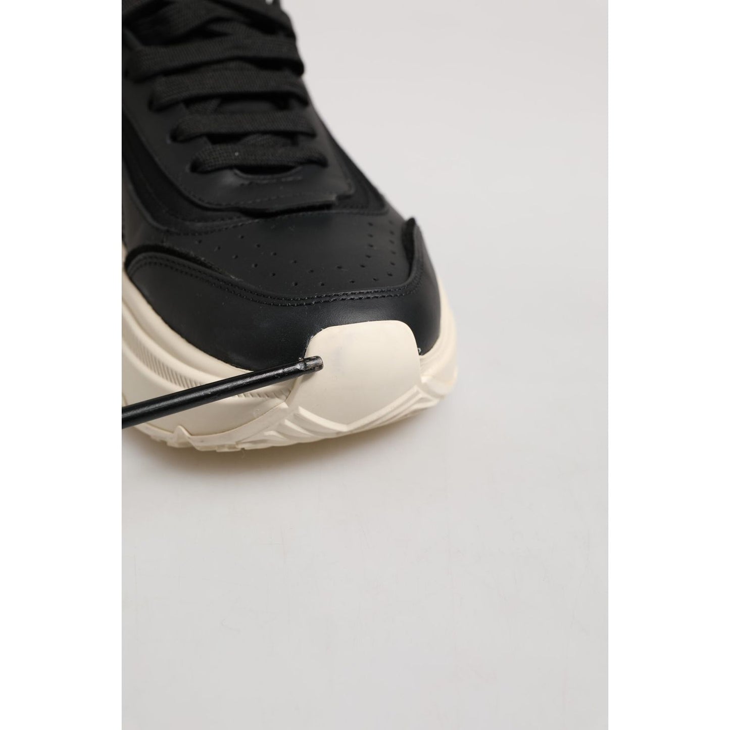 Dolce & Gabbana Black White Daymaster Low Top Sneakers Shoes