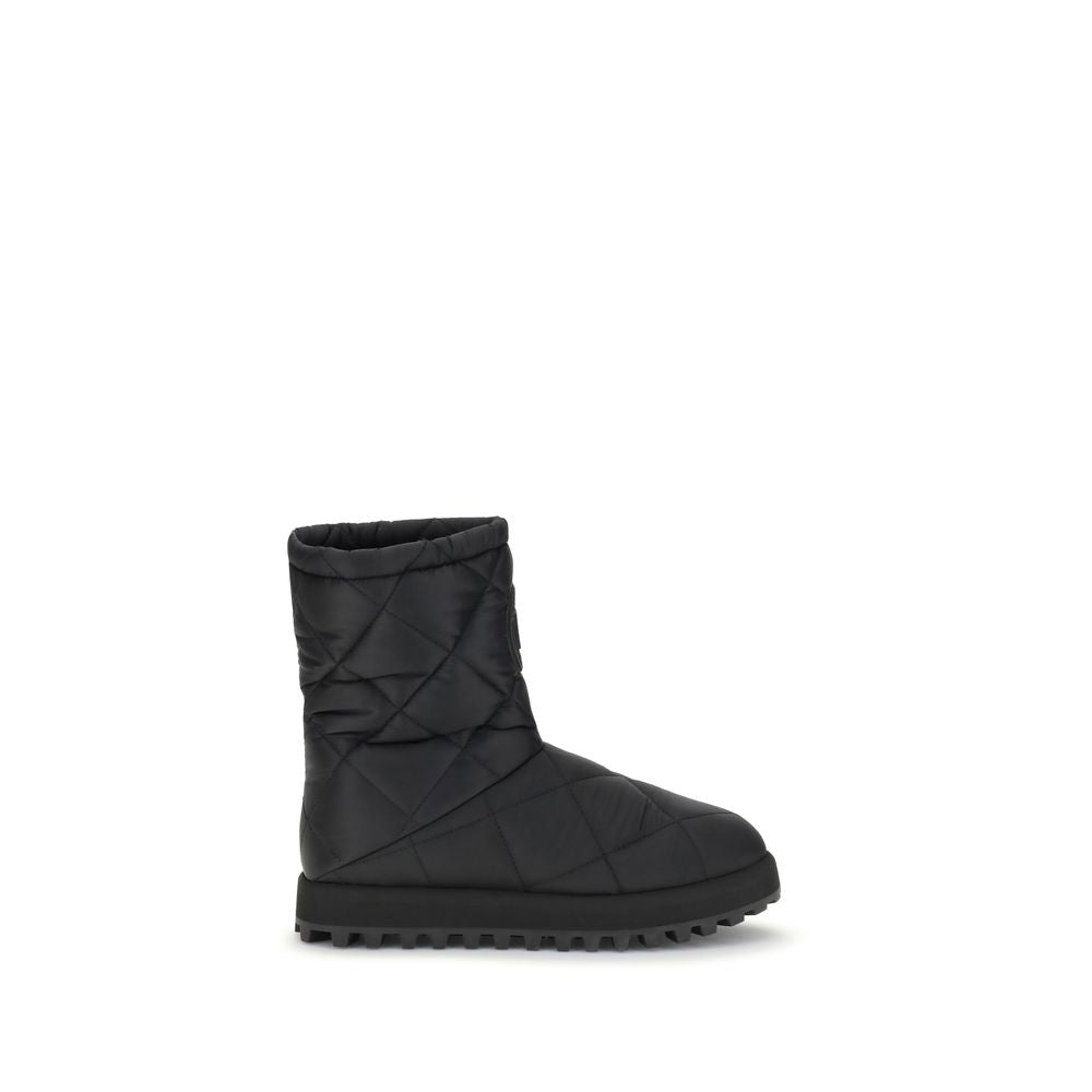 Dolce & Gabbana Quilted Boots DO-A70165AQ07580999-EU39/US6