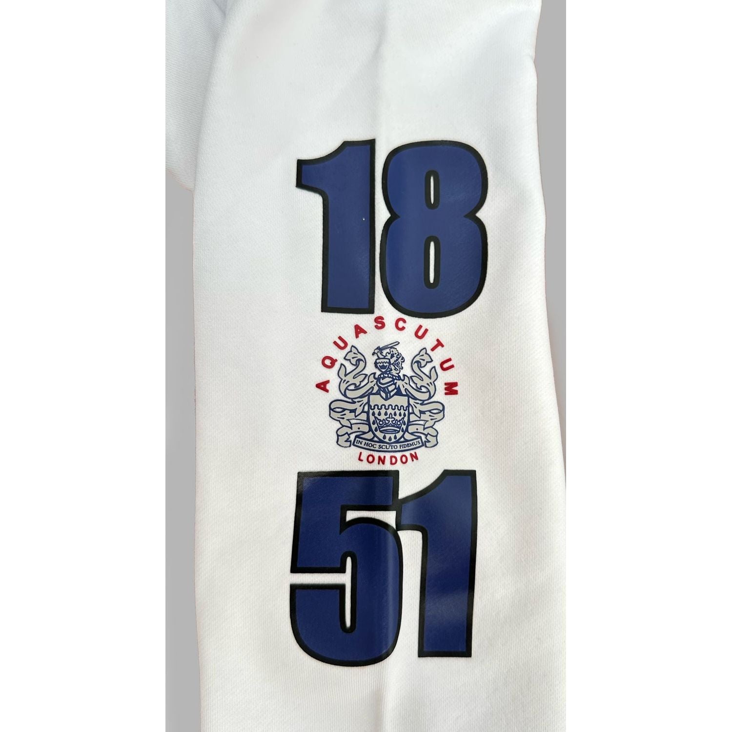 سويت شيرت Aquascutum