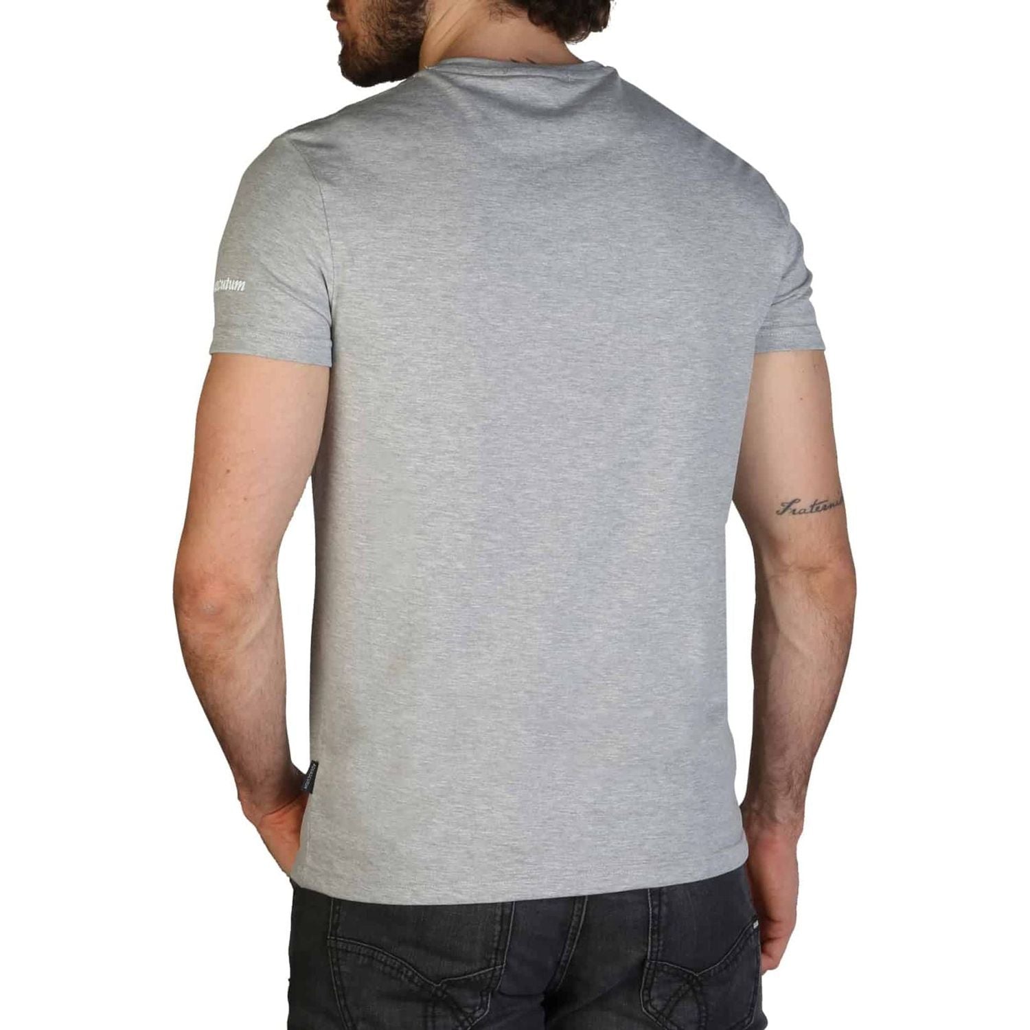 تي شيرتات اكواسكوتم