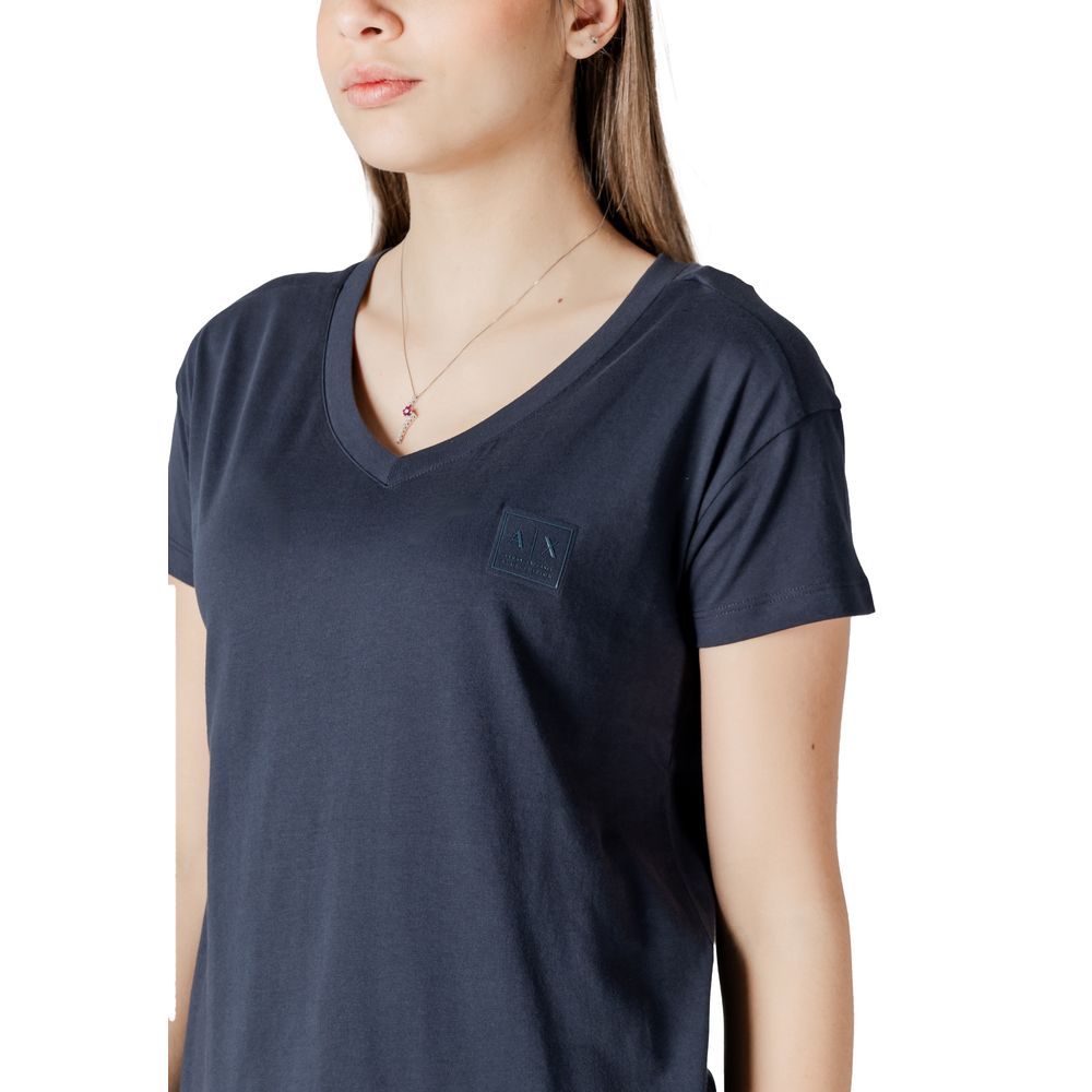 Woman wearing Armani Exchange Blue Cotton T-Shirt with V-neckline and logo on the chest.