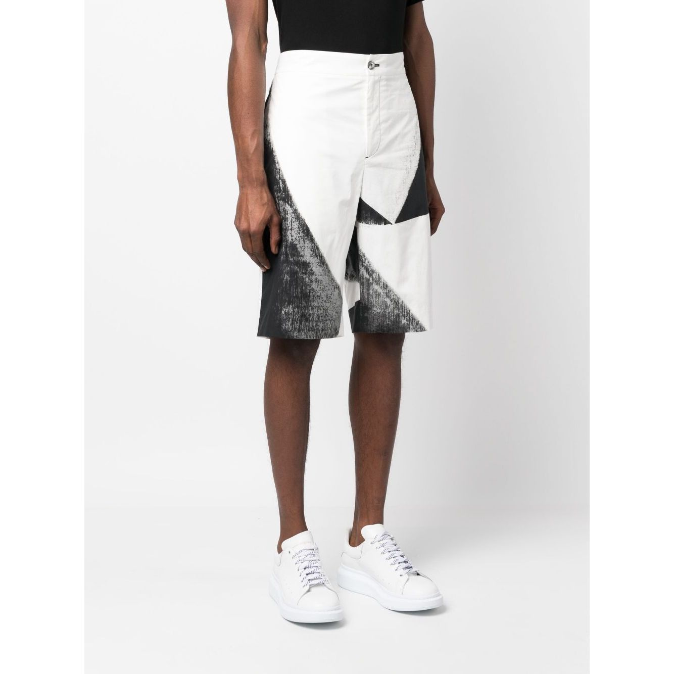 Alexander McQueen abstract-print cotton bermuda shorts
