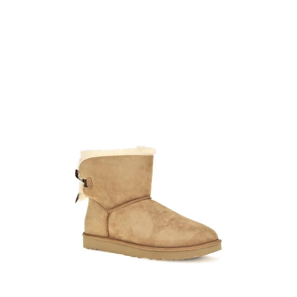UGG Beige Calf Leather Bos Taurus Ankle Boots