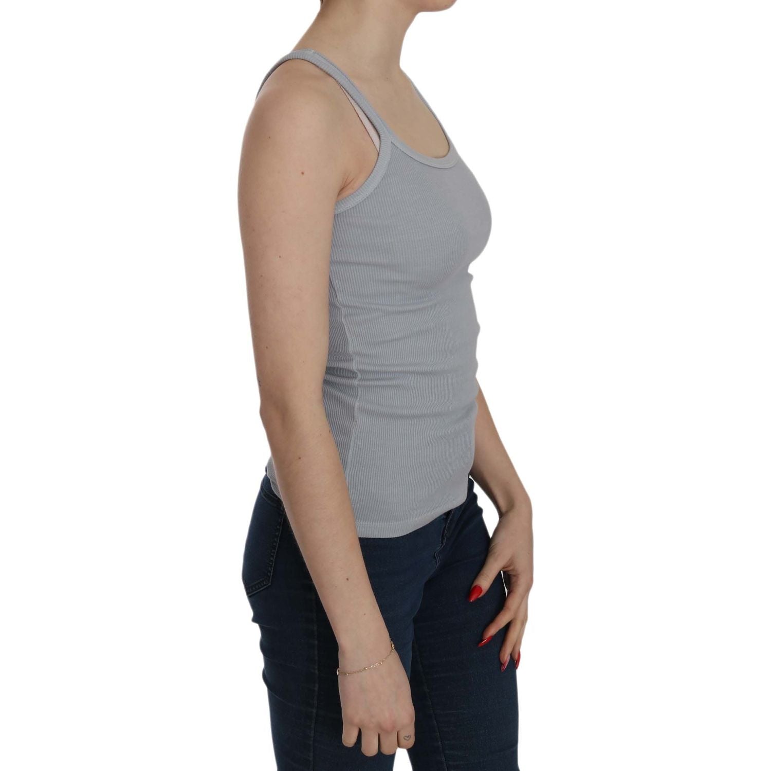 بلوزة أنيقة من القطن باللون الرمادي الفاتح بدون أكمام من PINK MEMORIES