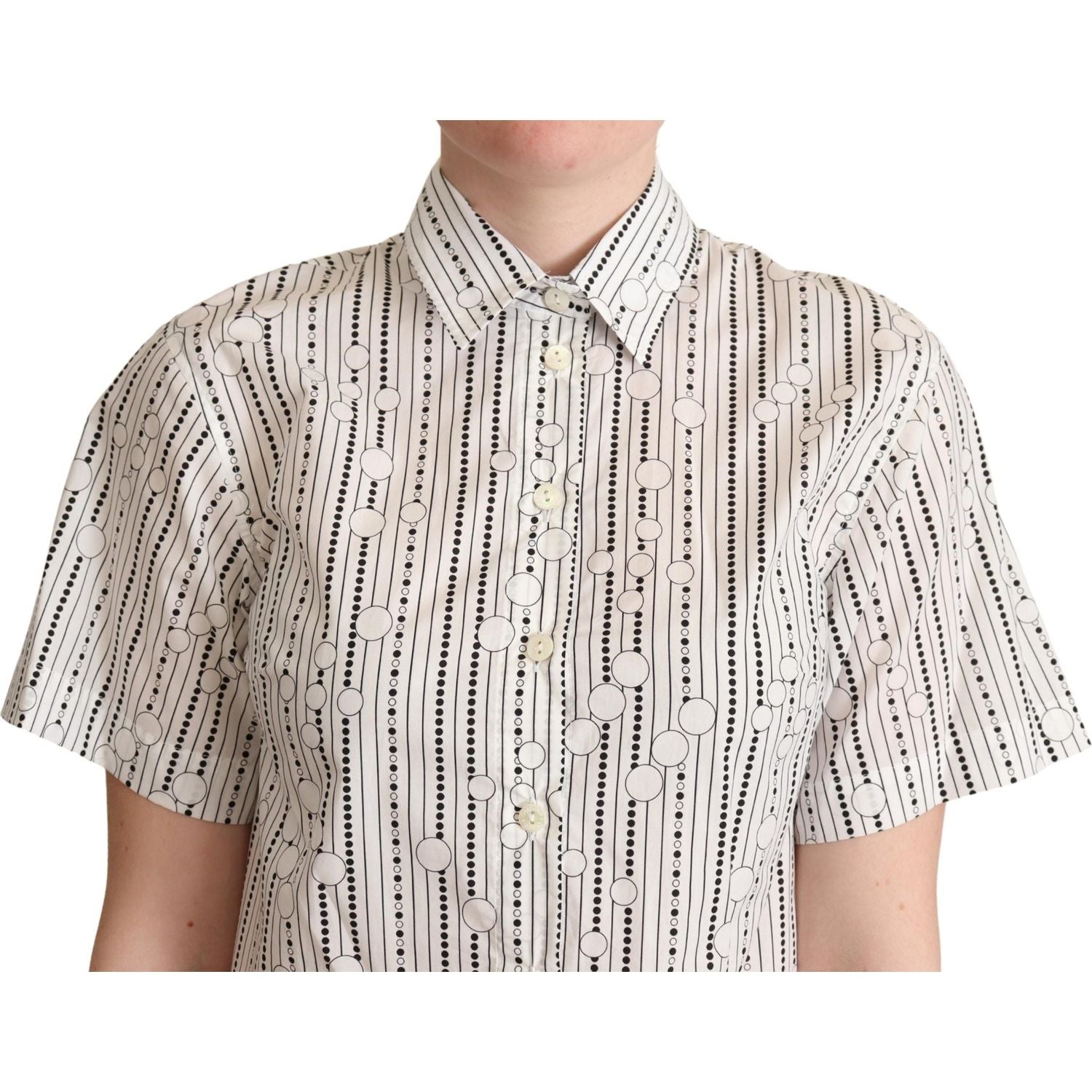 几何优雅领口 Polo 衫
