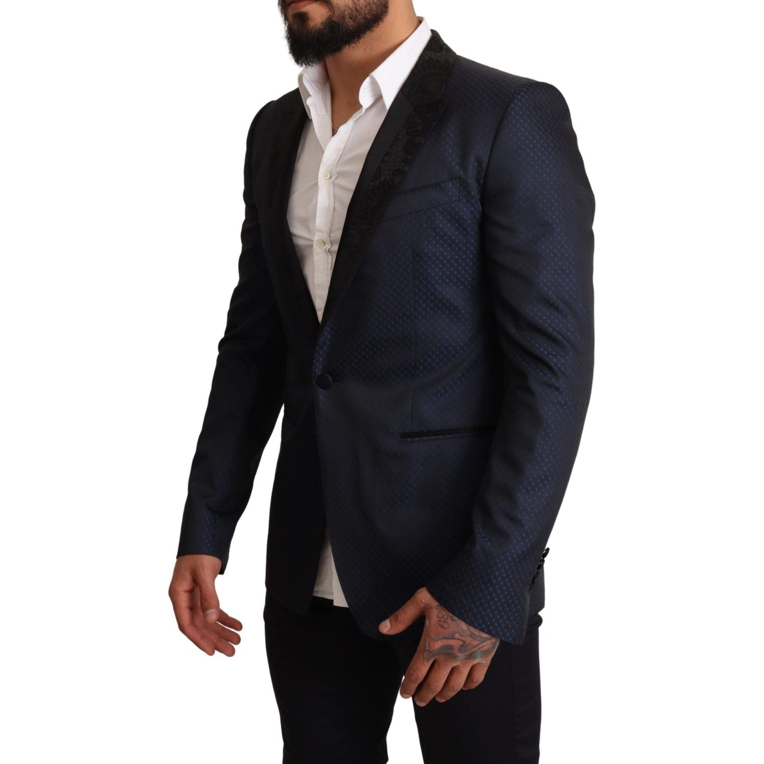 سترة مارتيني أنيقة باللون الأزرق من دولتشي آند غابانا بقصّة Slim Fit