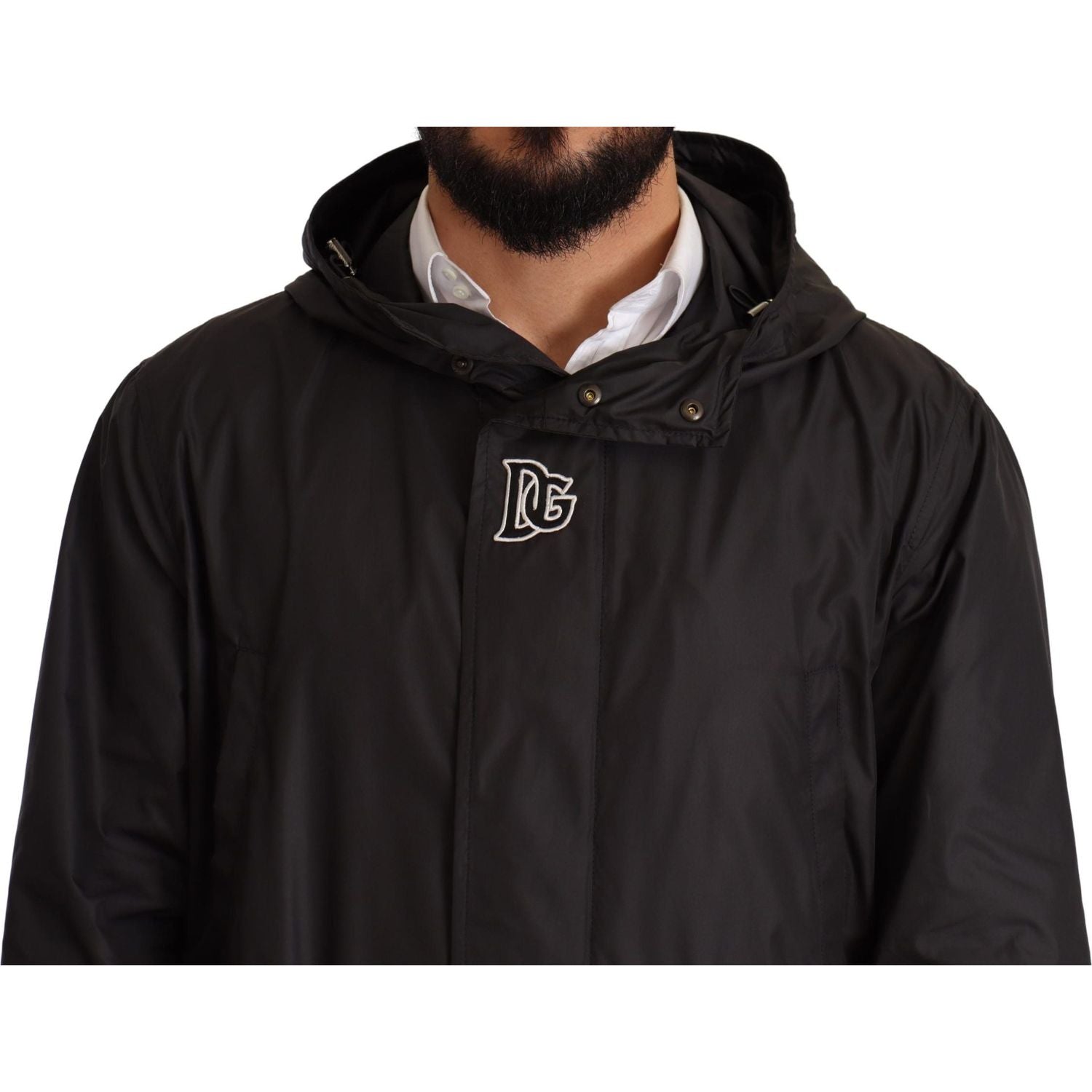 سترة أنيقة بغطاء رأس باللون الأسود من دولتشي آند غابانا