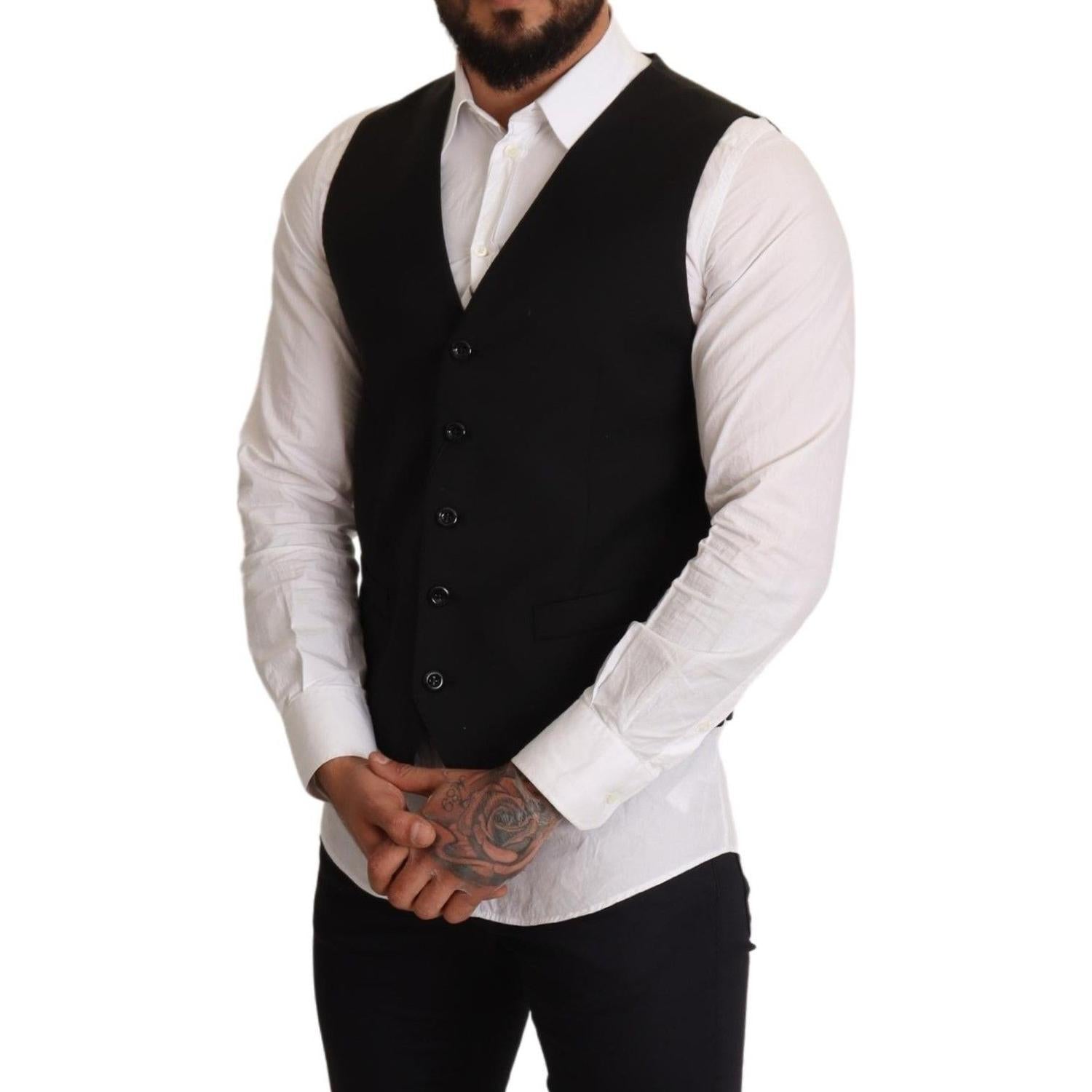 سترة رسمية أنيقة باللون الأسود من دولتشي آند غابانا