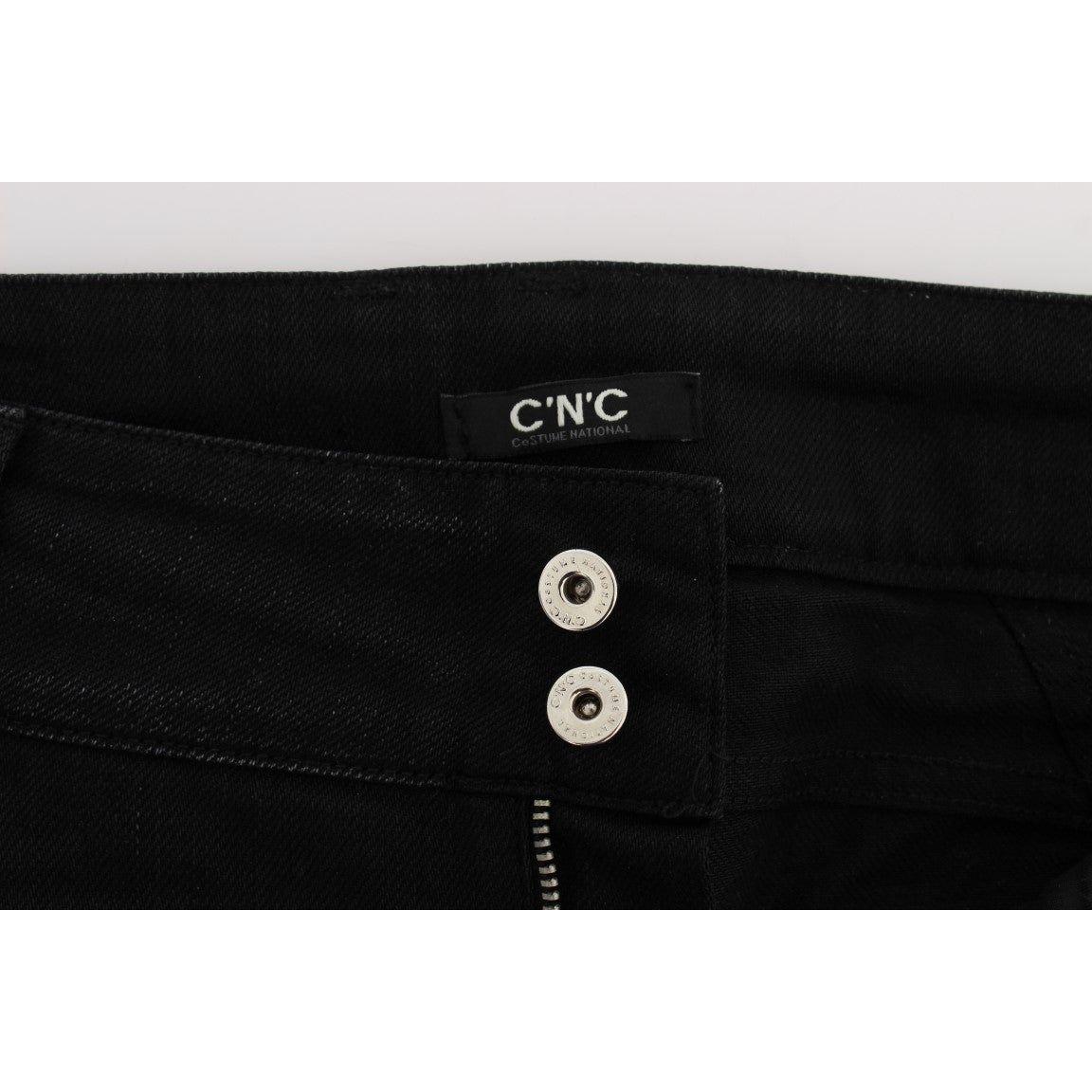 بنطلون جينز أنيق أسود اللون من مجموعة Costume National لعشاق الموضة
