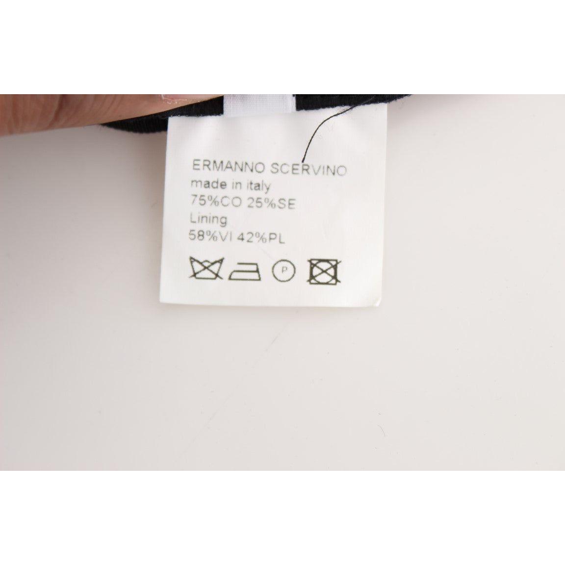 别致的黑色阔腿丝绸混纺牛仔裤