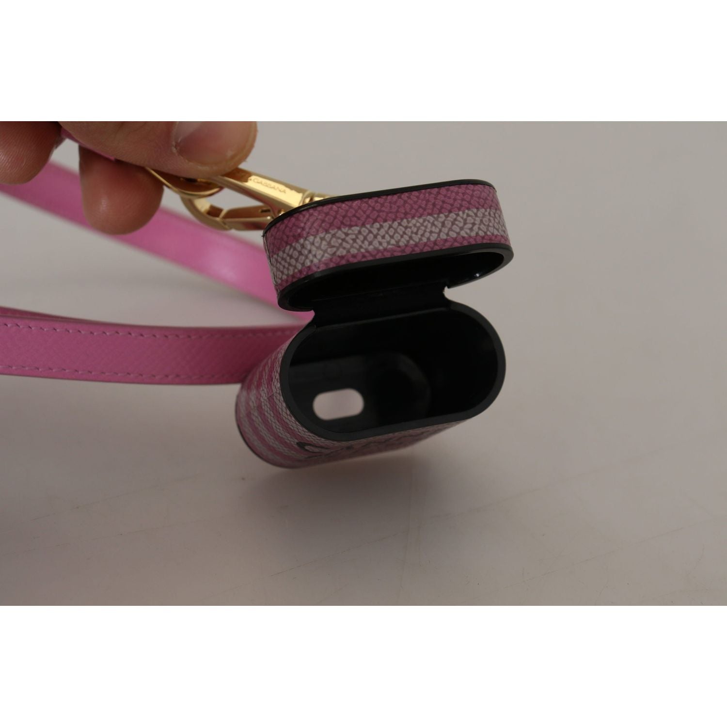 粉色别致皮革 AirPods 保护套