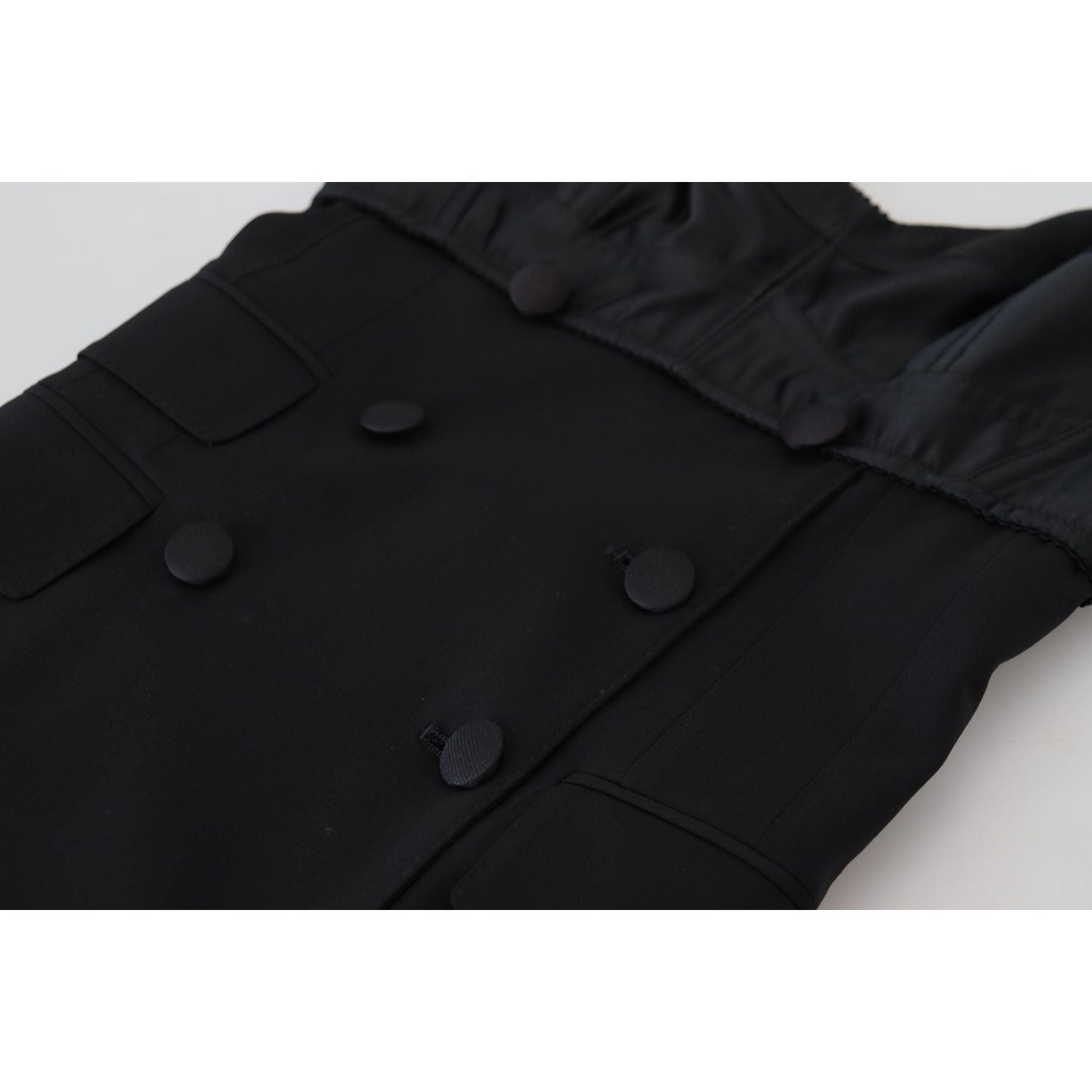 优雅黑色紧身 A 字型迷你连衣裙