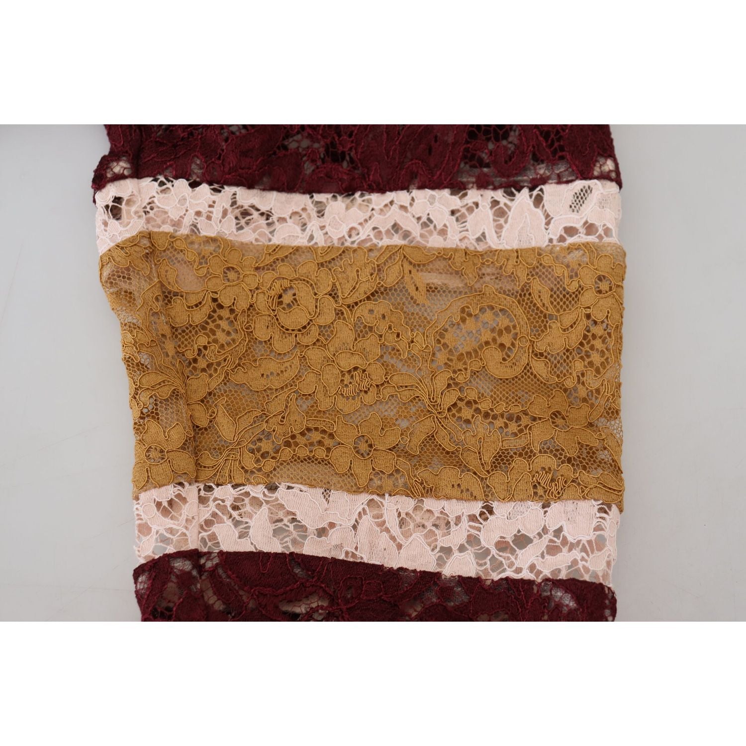 多色 V 领套头衫