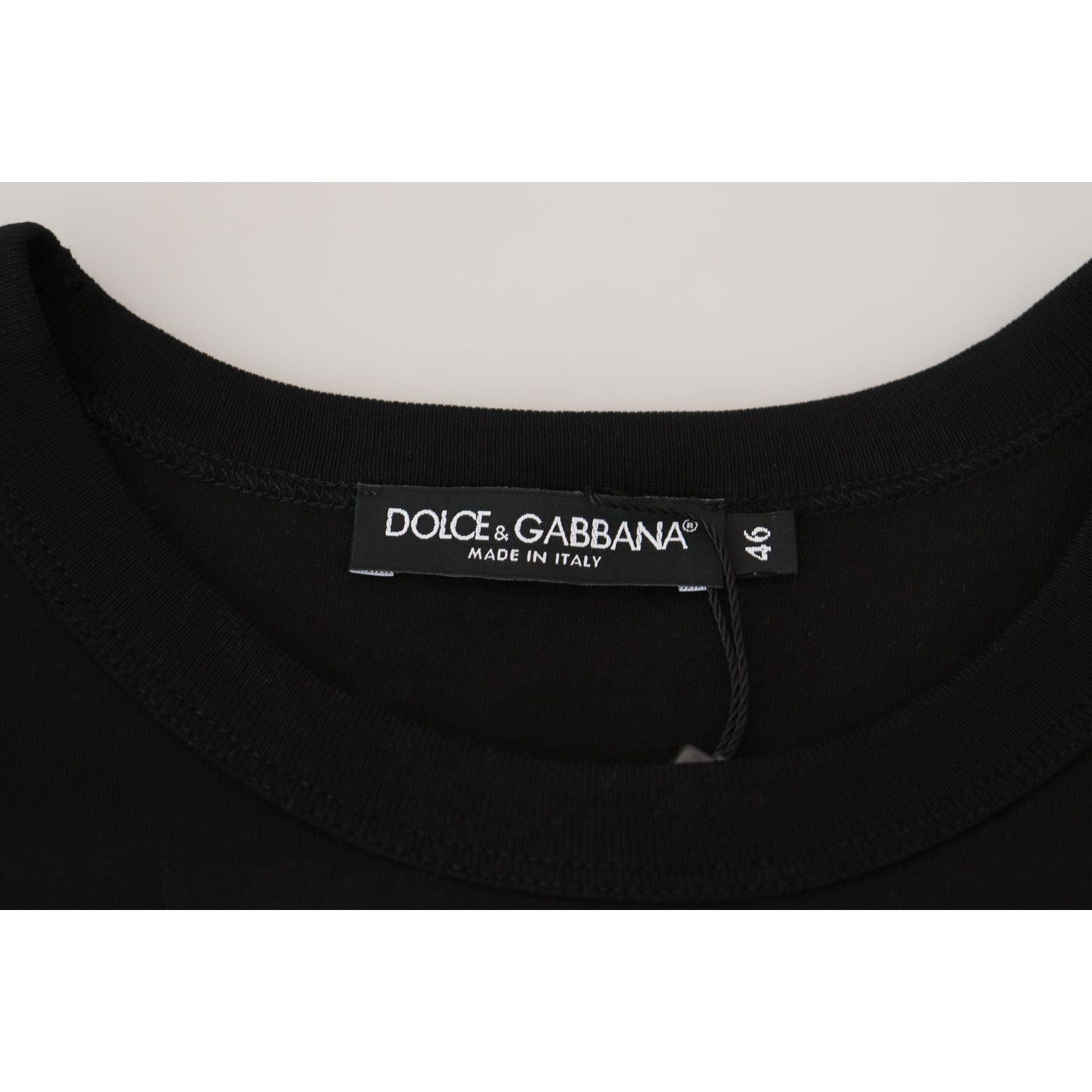 تي شيرت Dolce &amp; Gabbana باللون الأسود من القطن للرجل العصري