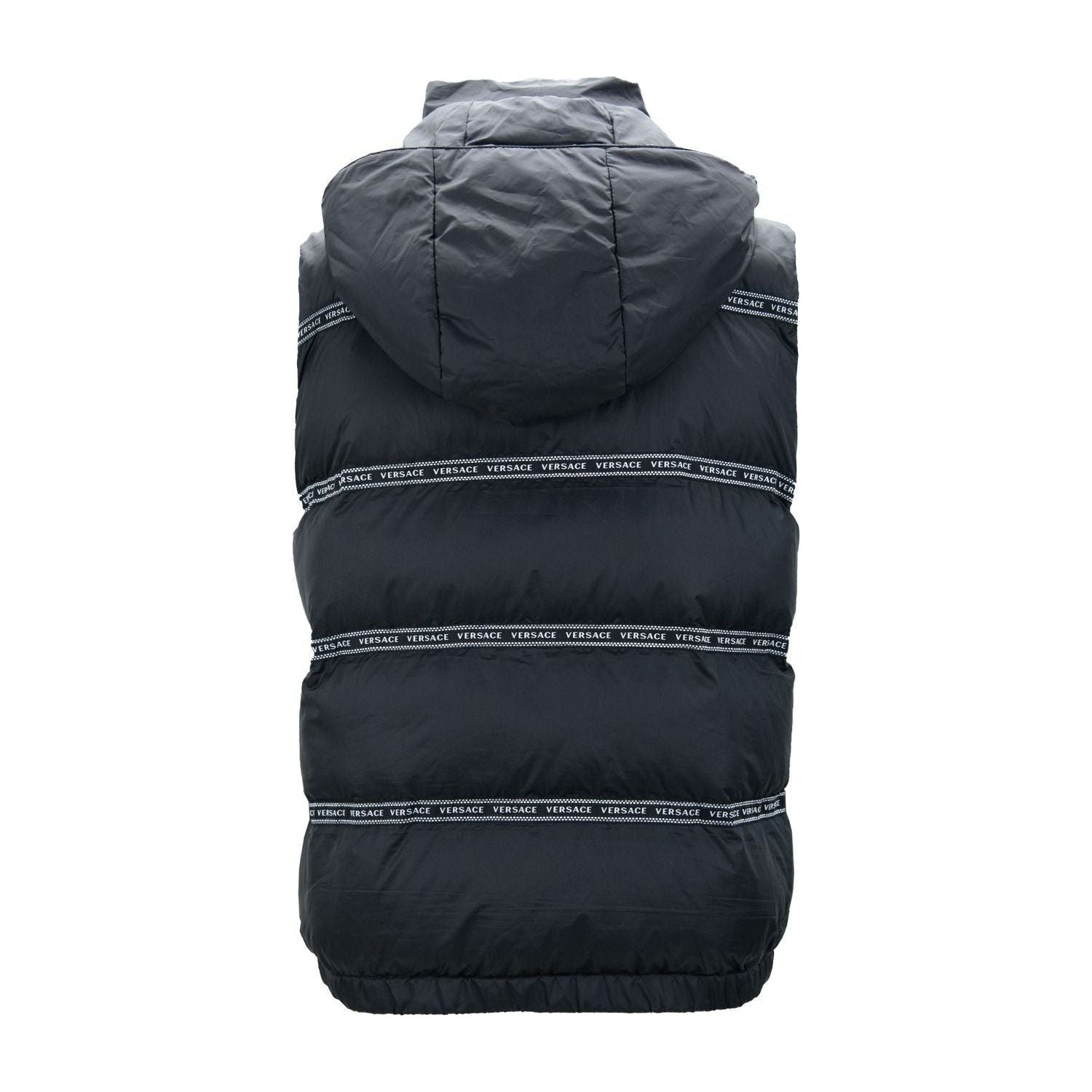 سترة فيرساتشي أنيقة باللون الأسود مع شريط شعار وغطاء رأس قابل للفصل