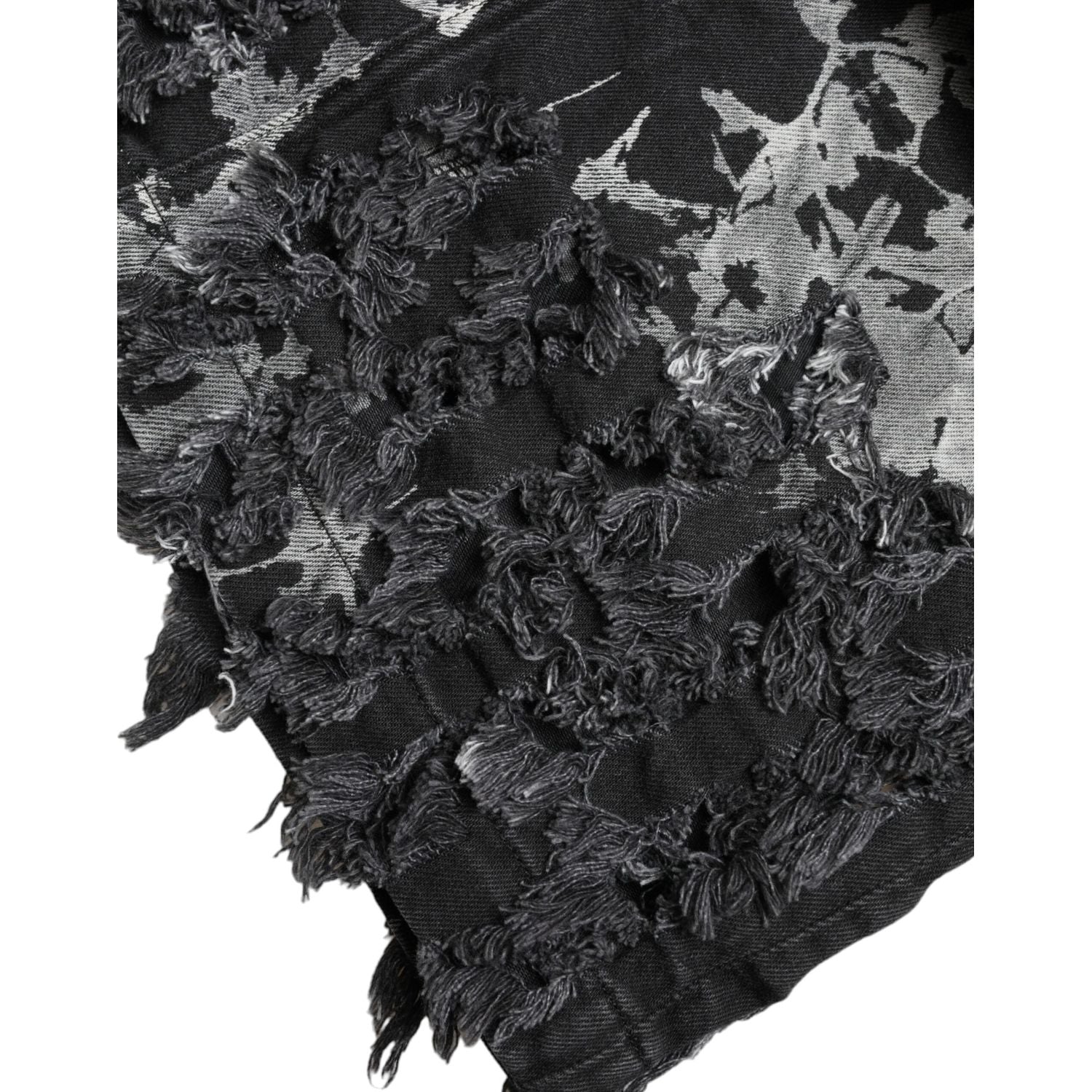 带蕾丝花边的时尚高腰迷你牛仔裙