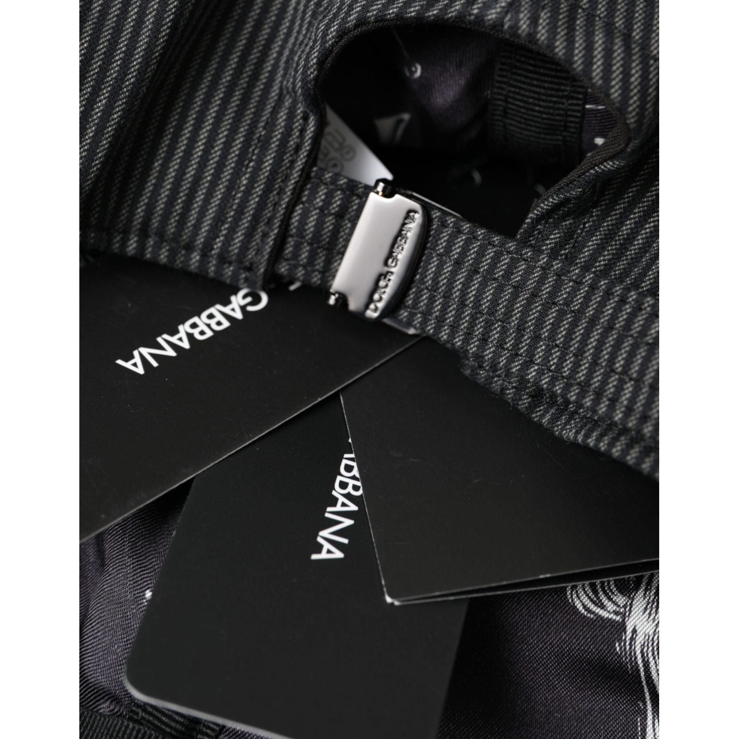 قبعة بيسبول مزينة بالقطن باللون الأسود للرجال من دولتشي آند غابانا