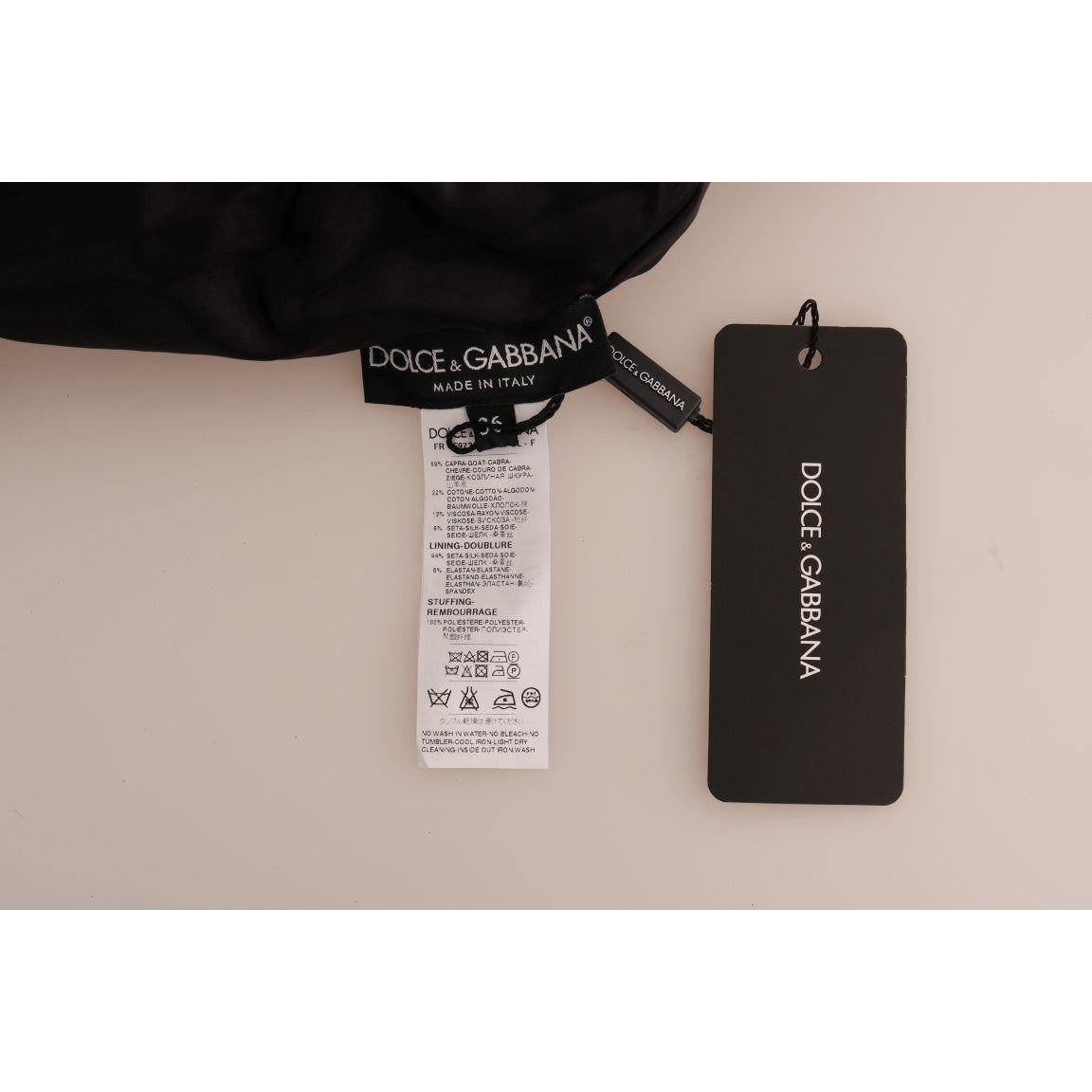 سترة من الفرو الأسود مزينة بنقشة الزهور من دولتشي آند غابانا