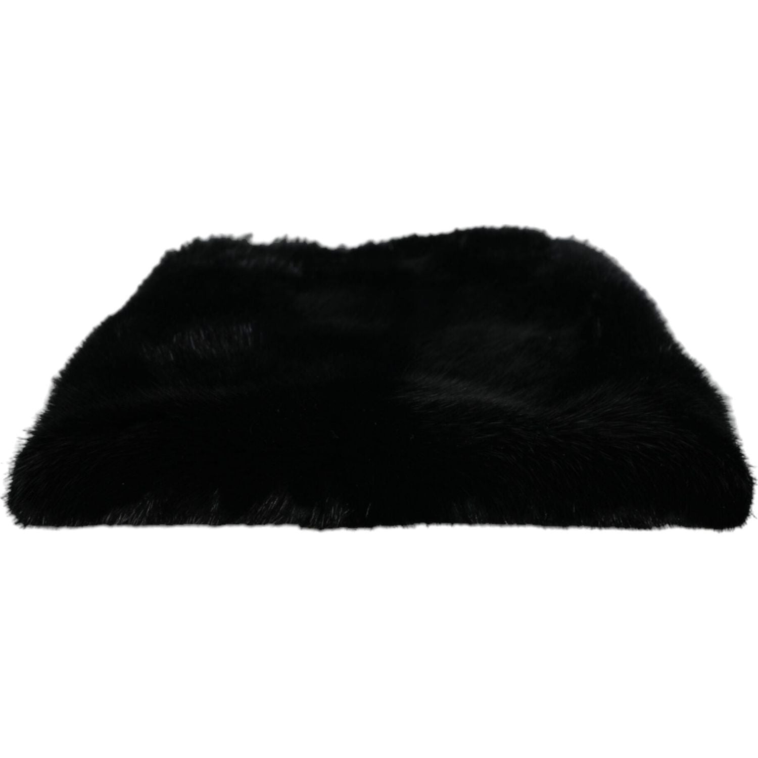 حقيبة دولتشي آند غابانا سوداء من الفرو الصناعي مع سلسلة فضية