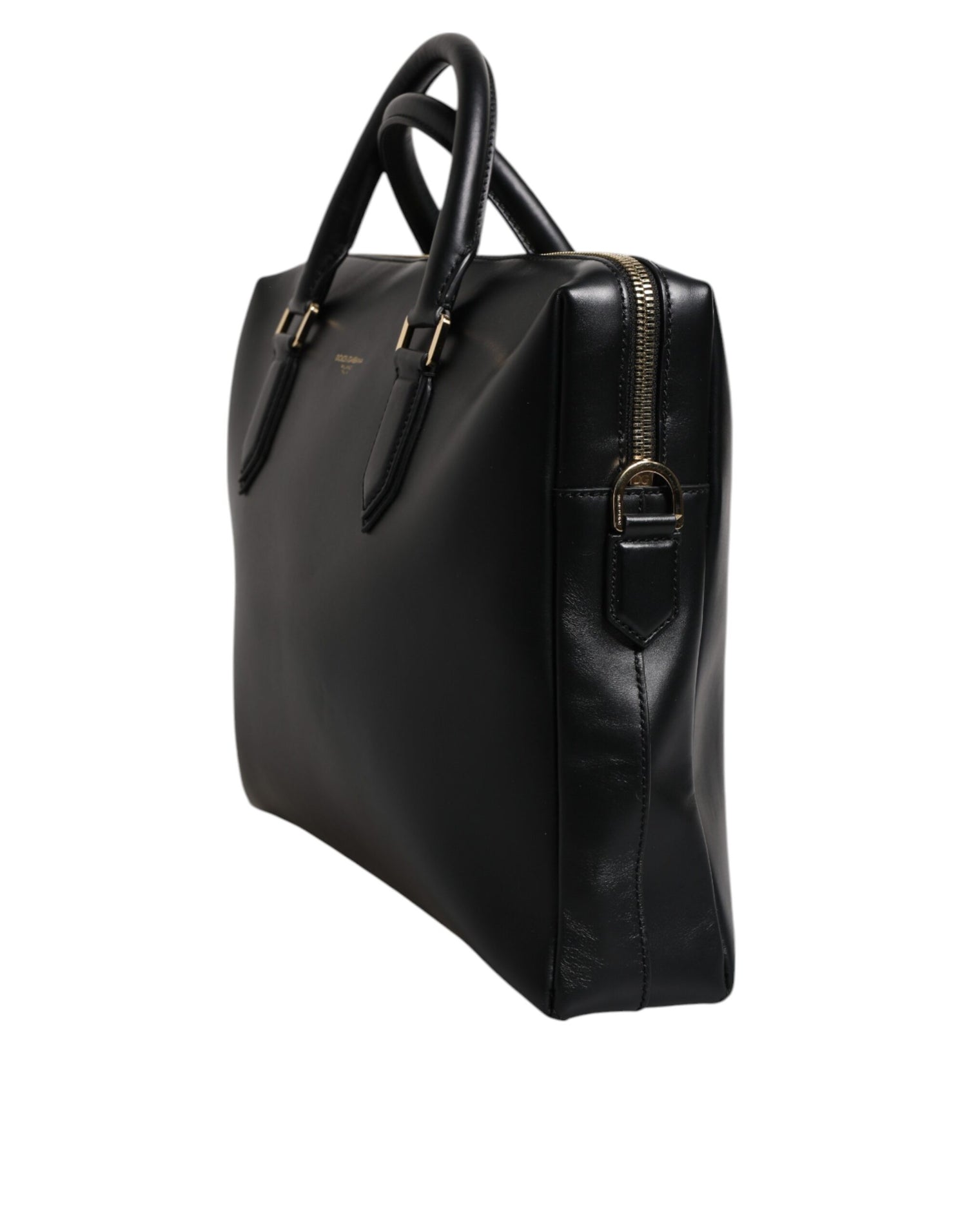 Front view with bag zipped and handles upright.