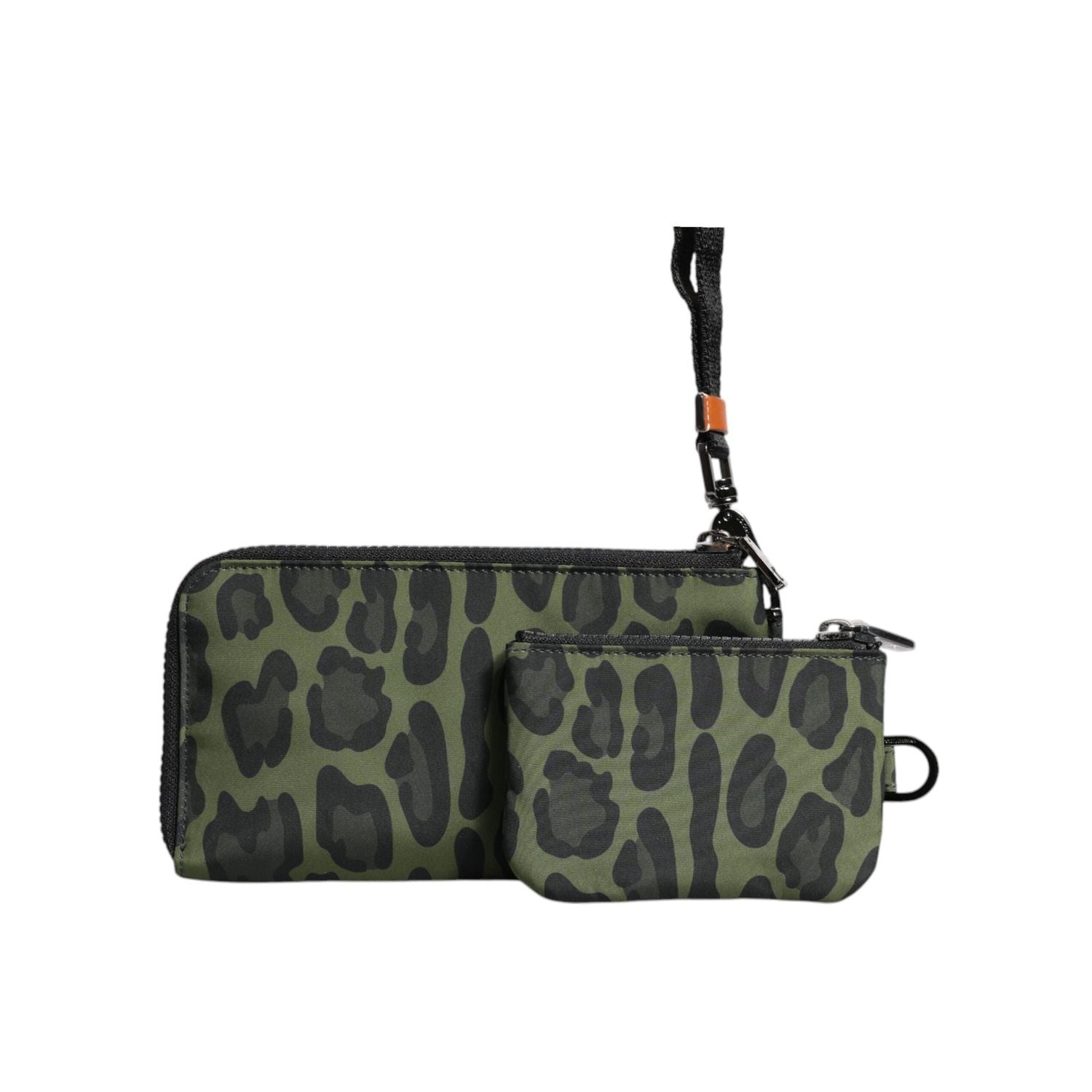 Front view with bag zipped and handles upright.