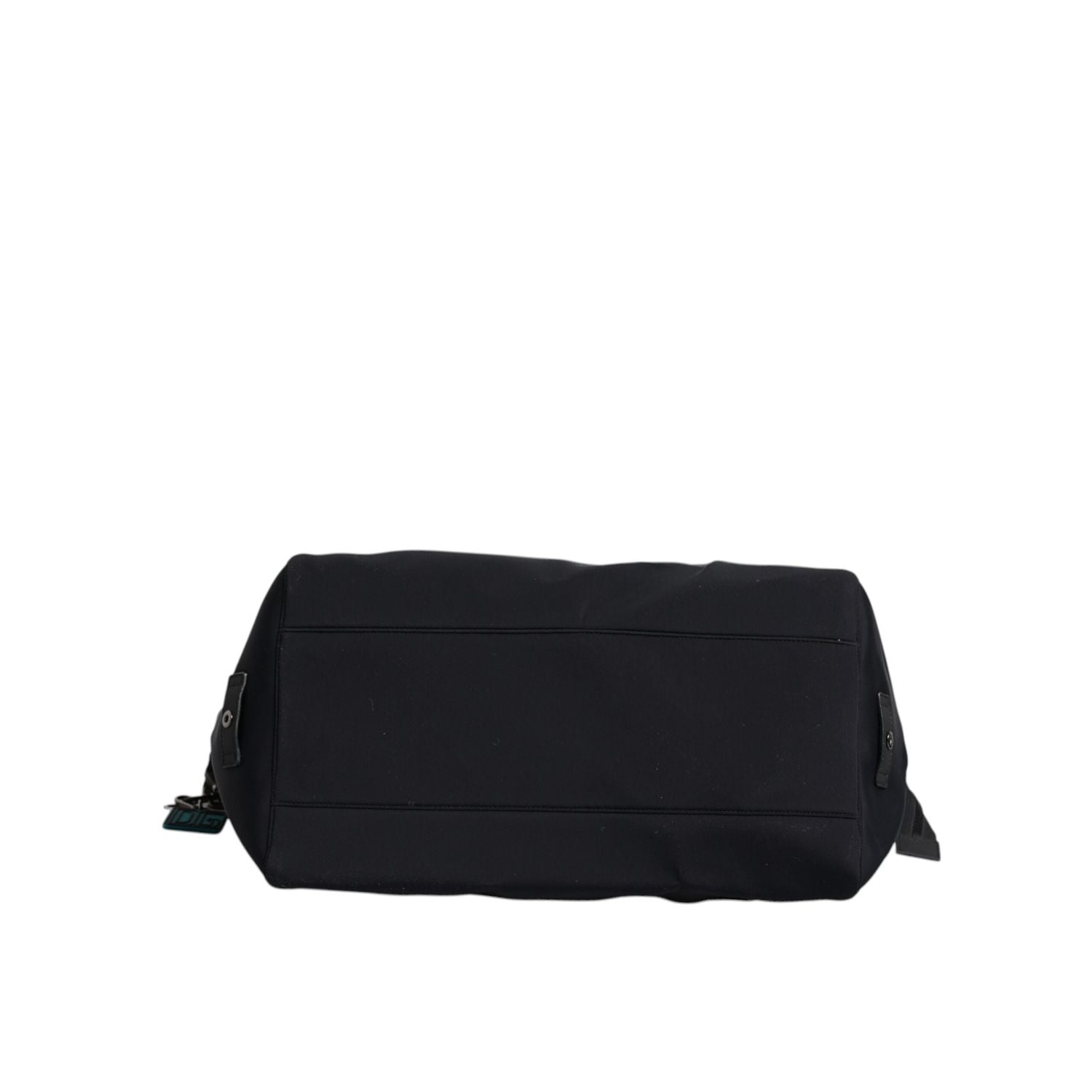 Front view with bag zipped and handles upright.