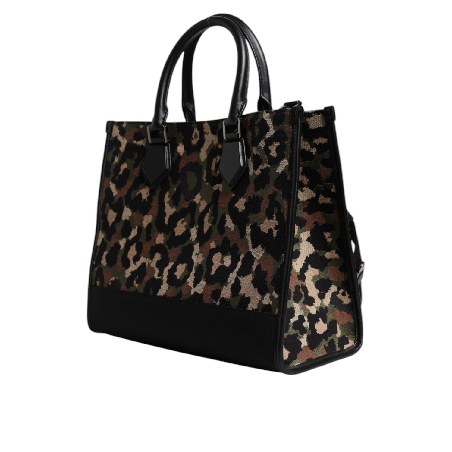Front view with bag zipped and handles upright.