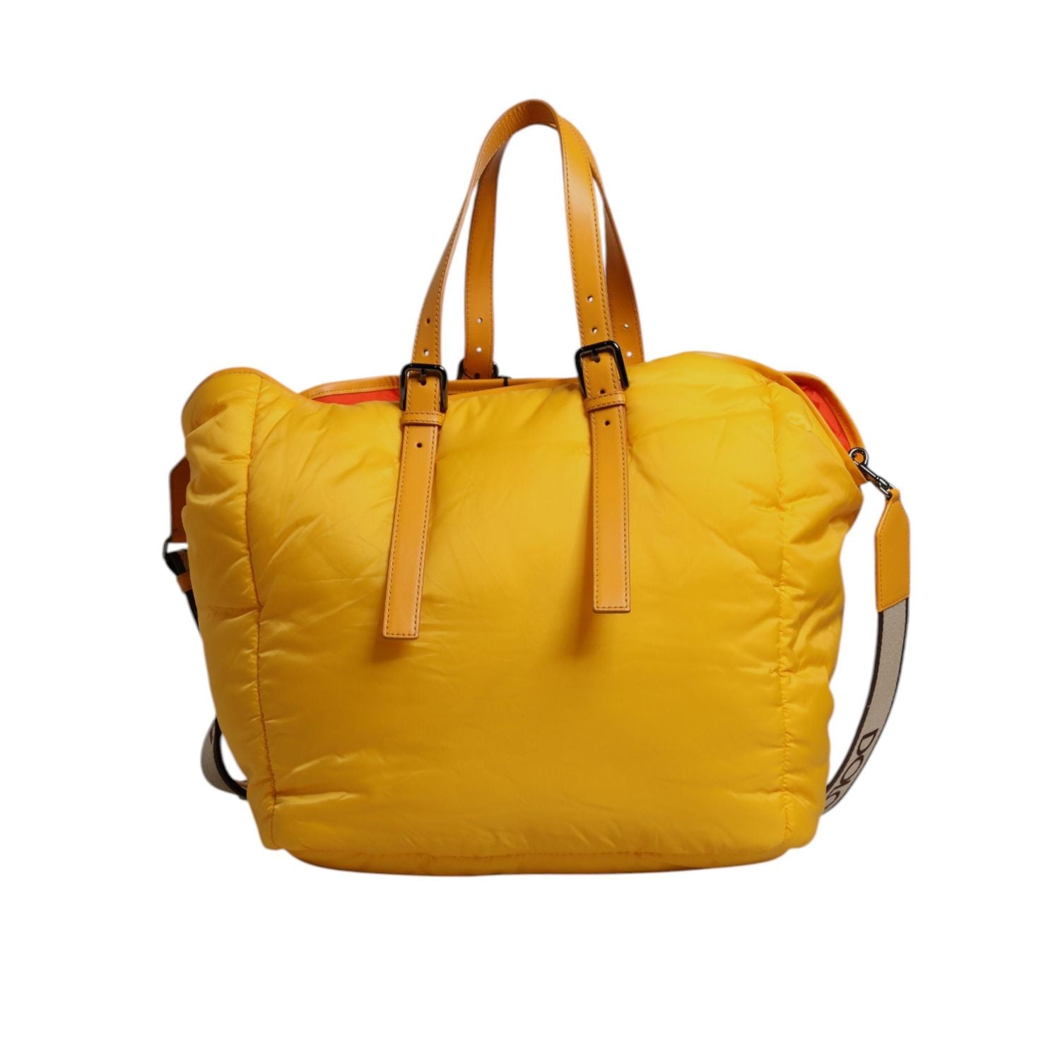 Front view with bag zipped and handles upright.