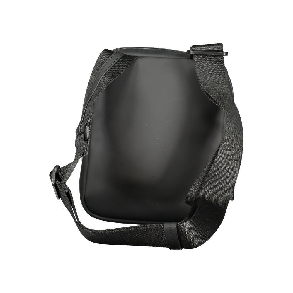 Front view with bag zipped and handles upright.