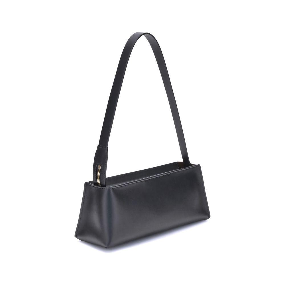 Front view with bag zipped and handles upright.