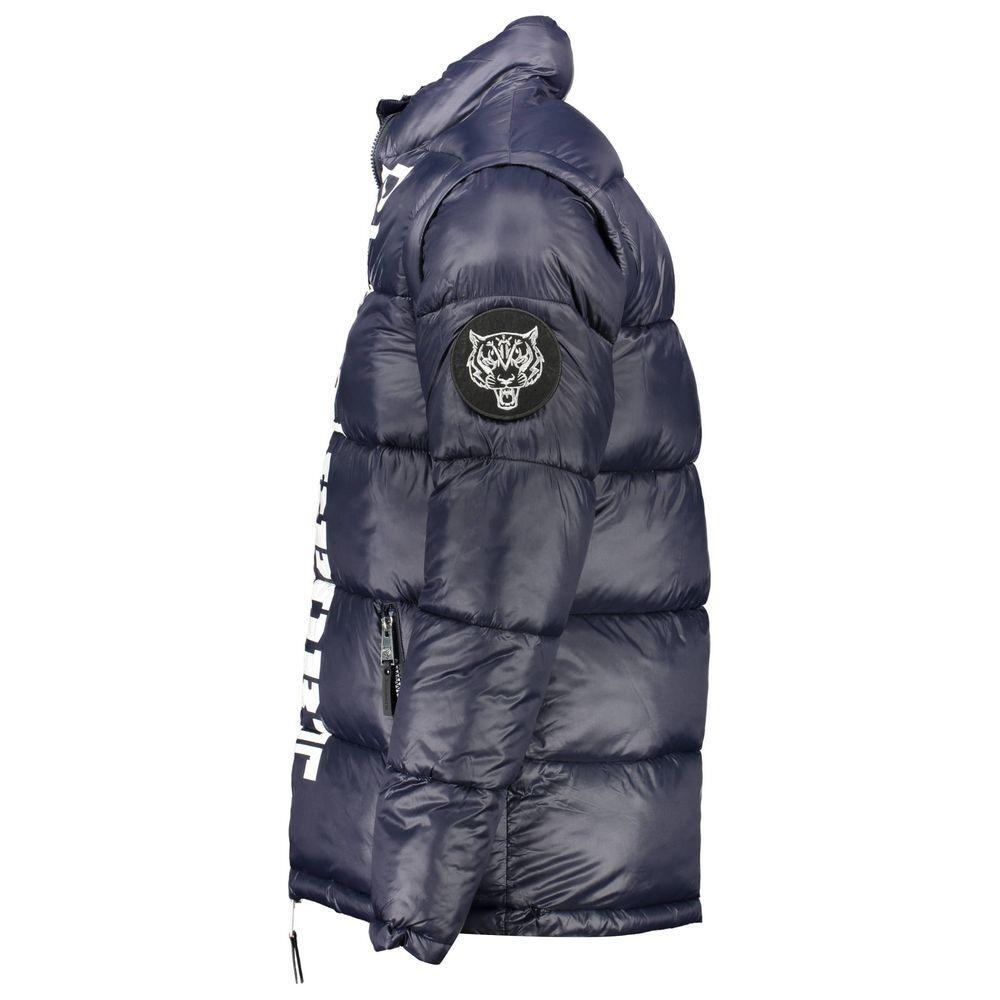 Front view with bag zipped and handles upright.