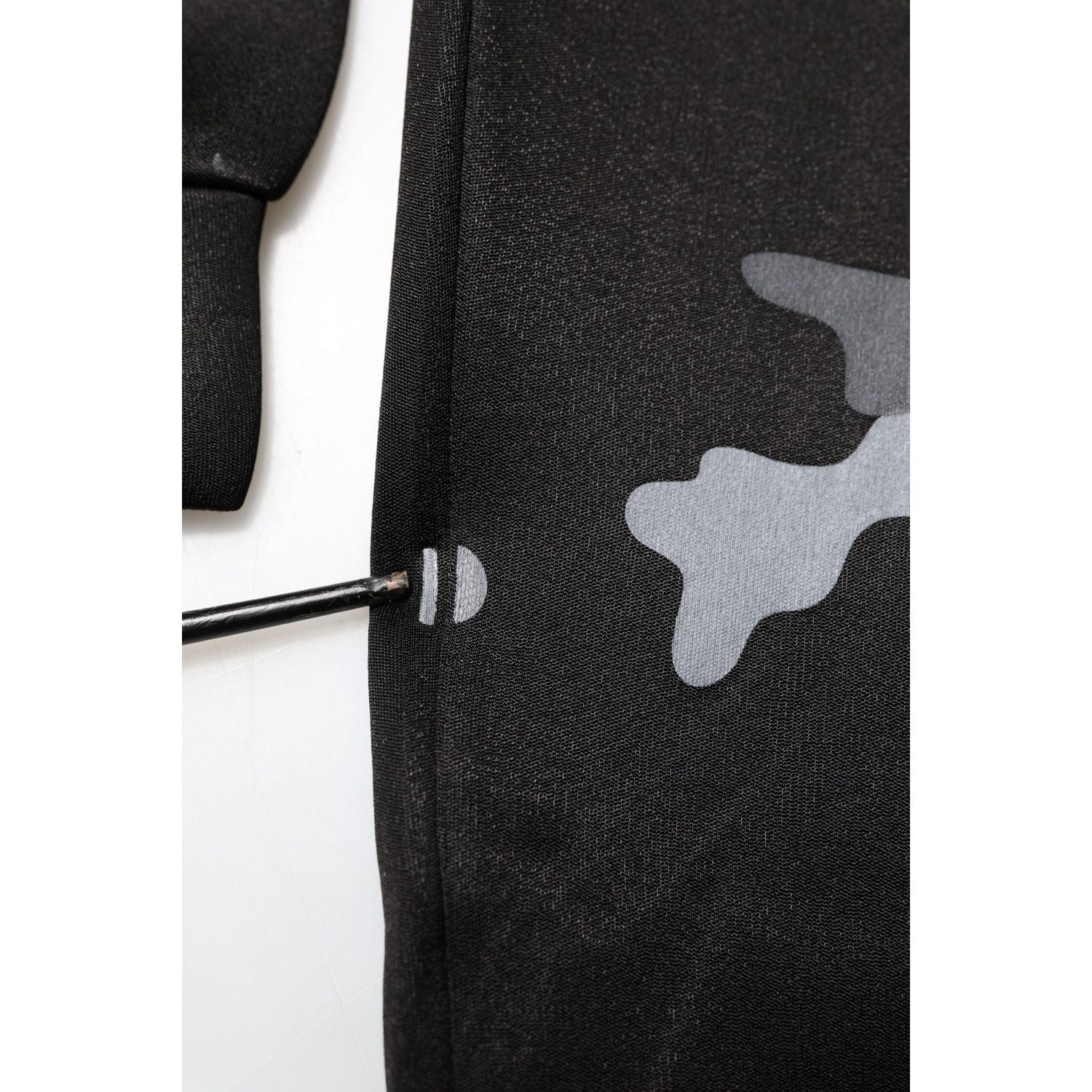 Front view with bag zipped and handles upright.