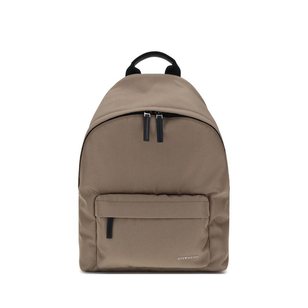 Front view with bag zipped and handles upright.
