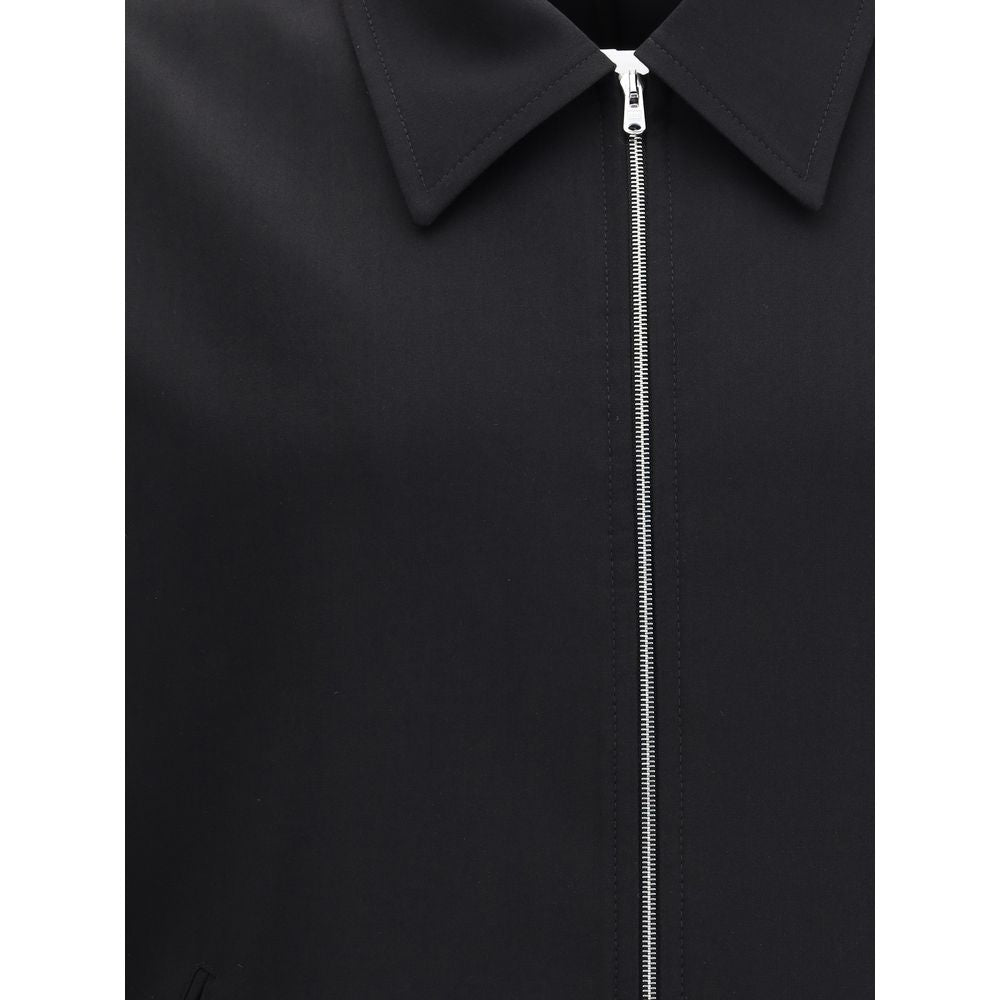 Front view with bag zipped and handles upright.
