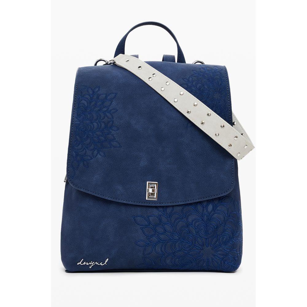 Front view with bag zipped and handles upright.