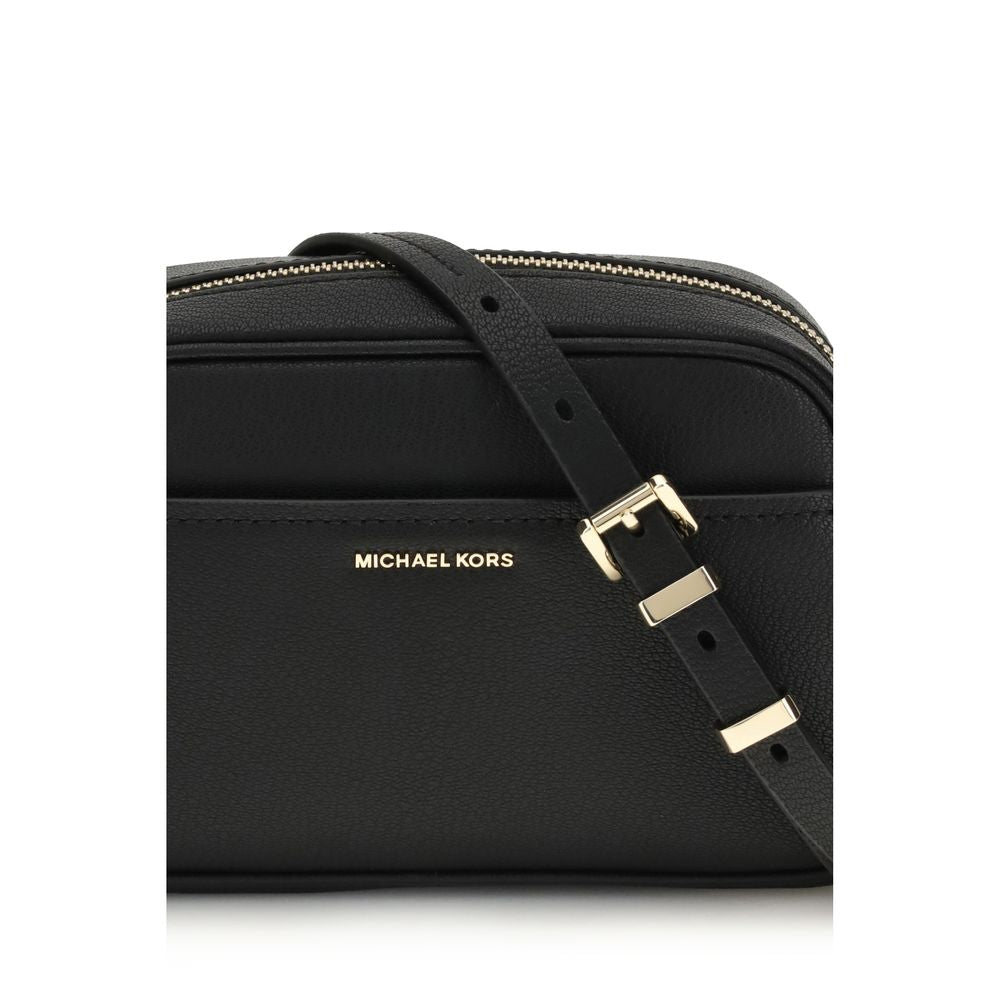 Front view with bag zipped and handles upright.