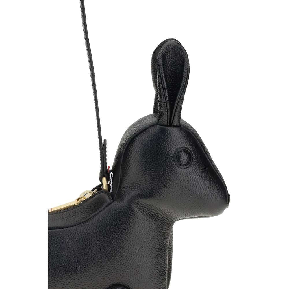 Front view with bag zipped and handles upright.