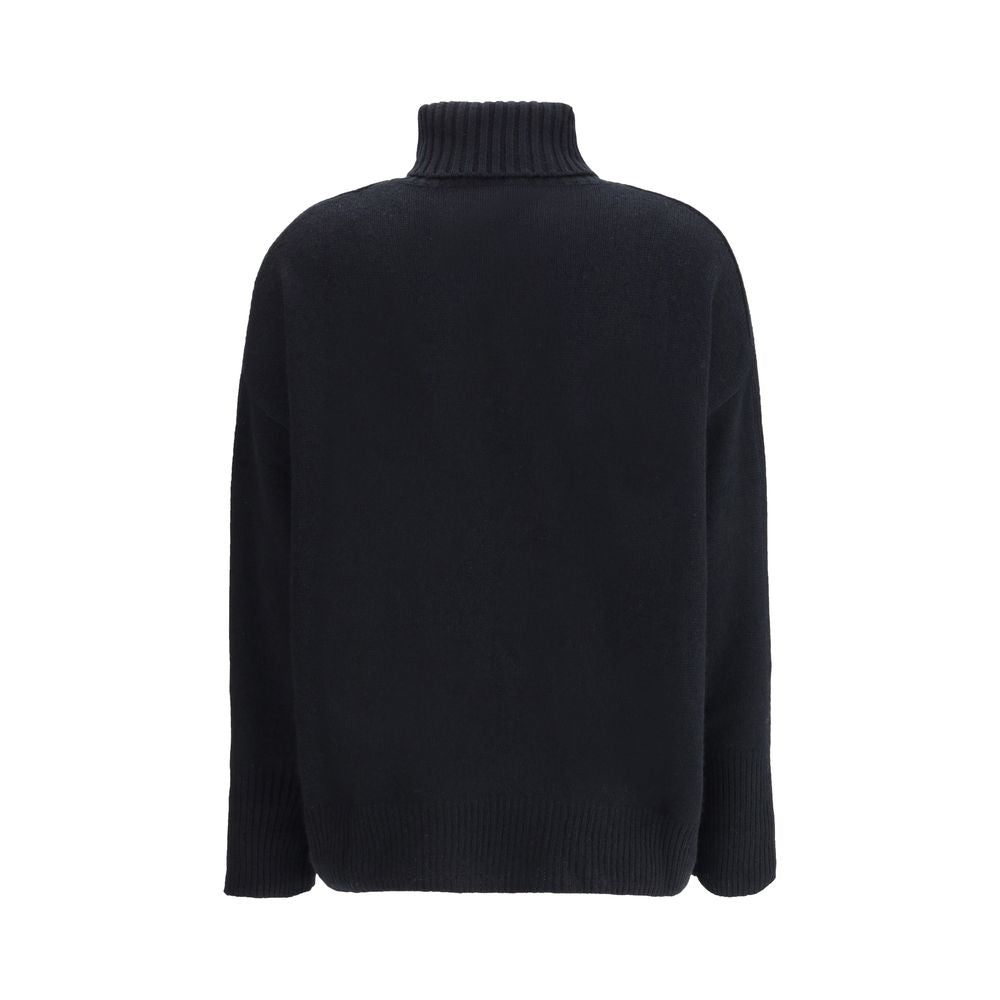 Back view of Allude Black Cashmere Cashmere Sweater with turtleneck and ribbed cuffs for elegant cold season wear.