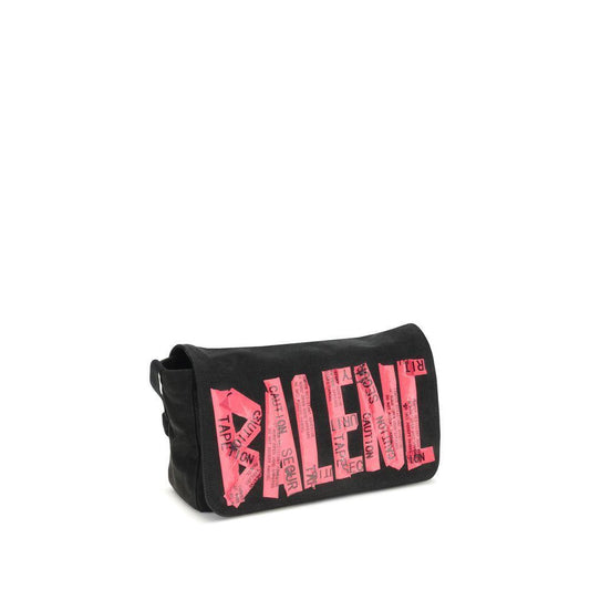 Balenciaga Logo Shoulder Bag BA8354502ABY41065BB