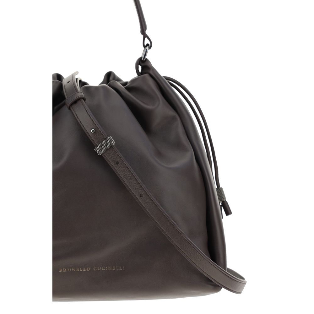 Front view with bag zipped and handles upright.