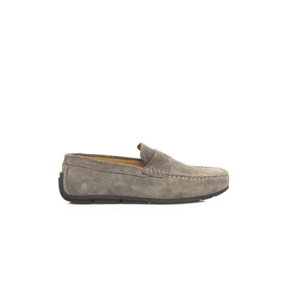 Cerruti 1881 Gray Cowhide Men's Loafer showcasing luxury and comfort in premium leather with rubber sole.