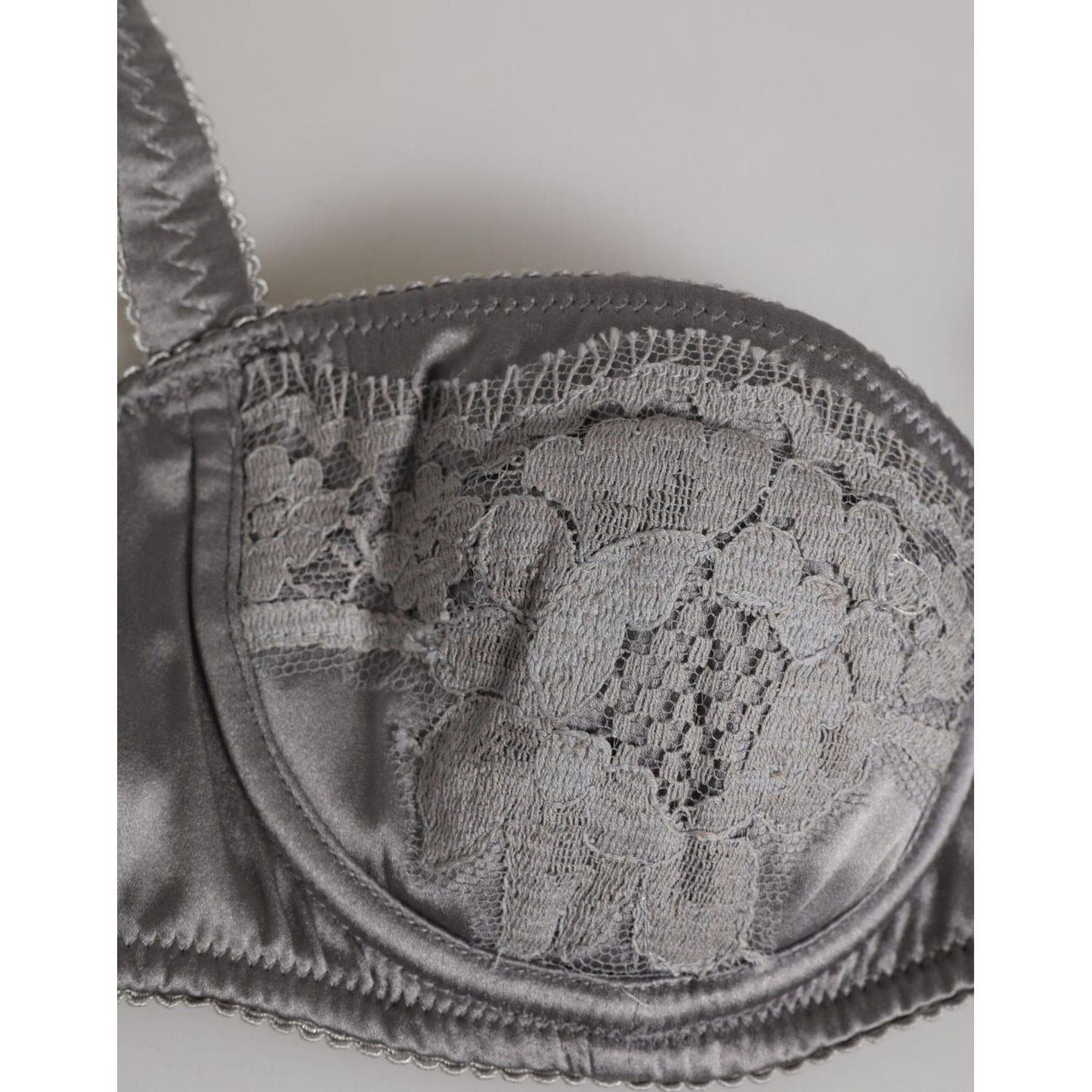 Dolce & Gabbana Gray Silk Underwired Balconette Bra Underwear with lace detailing, crafted from premium satin for elegance and comfort.