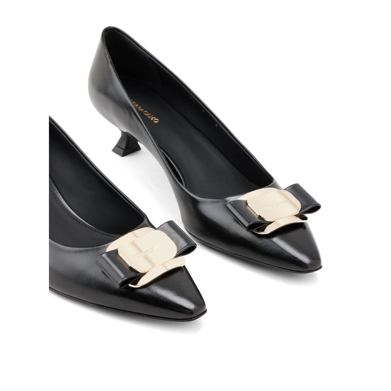 Ferragamo New Vara leather pumps