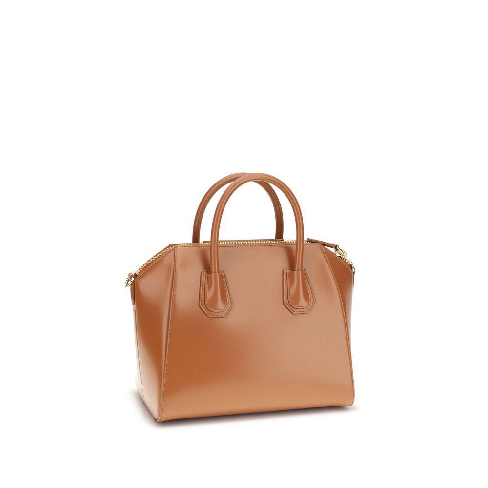Front view with bag zipped and handles upright.