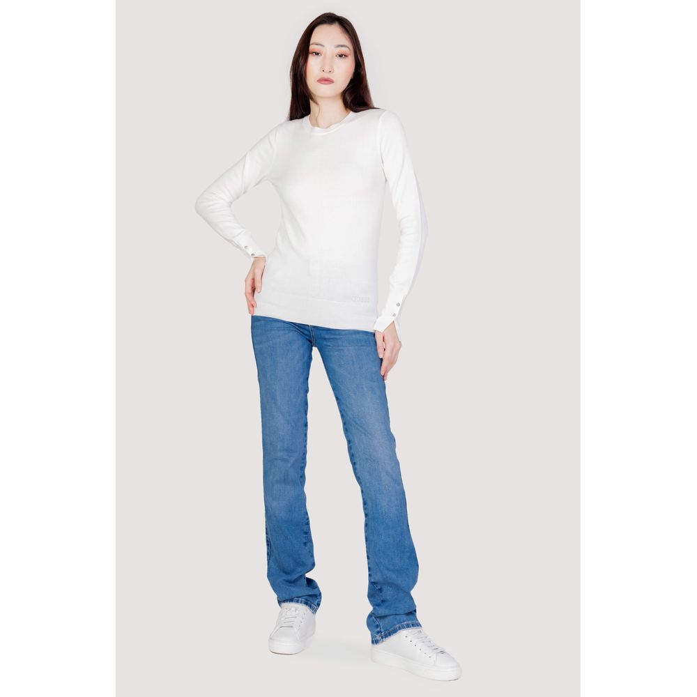 Model wearing Guess White Cotton Sportswear women's jersey from Fall/Winter collection, 100% cotton.
