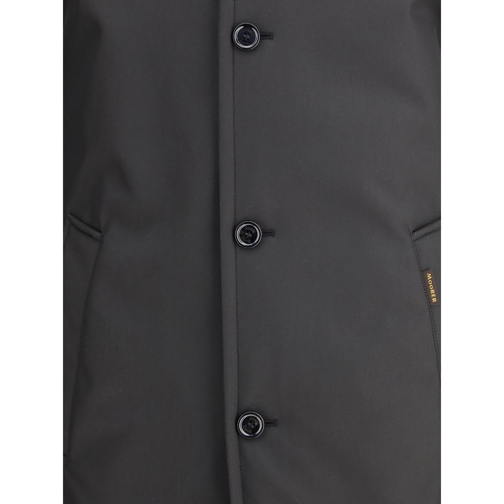 MooRER Black Polyester Coat with horn buttons and side pockets, made from windproof and water-repellent fabric for lightweight warmth.