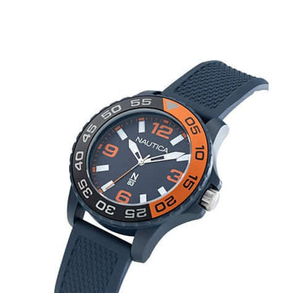 NAUTICA Mod. NAPFWS302 quartz analog gent's watch with 45mm case, mineral dial, and official packaging.